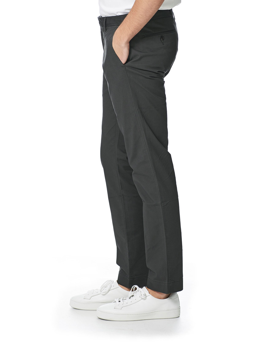 Men | Trousers | Polo Ralph Lauren | Slim Fit Stretch Chinos Black Mask