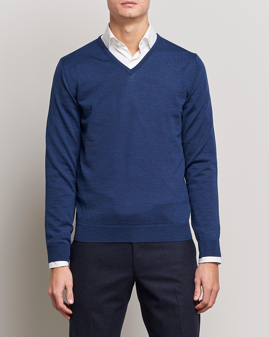 Men | Sweaters & Knitwear | Stenströms | Merino V-Neck Blue