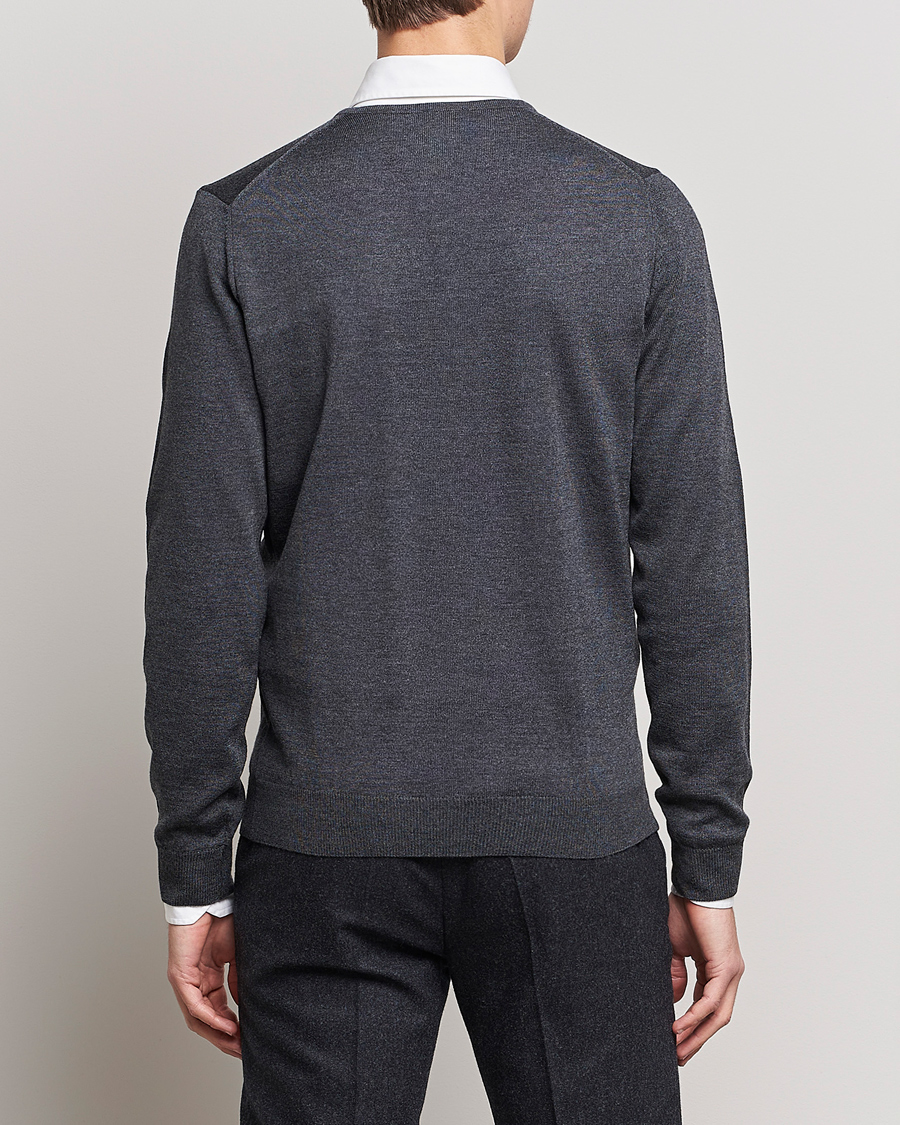 Men | Sweaters & Knitwear | Stenströms | Merino V-Neck Anthracite