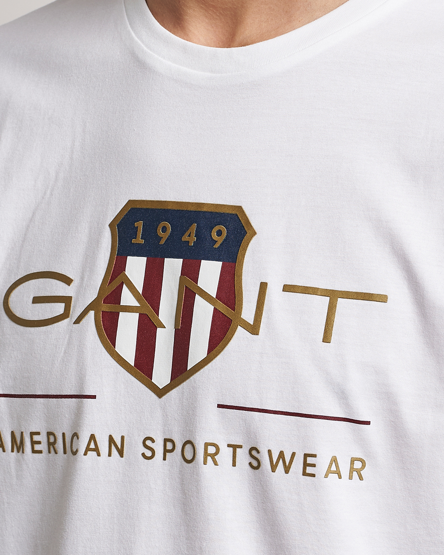 Men | T-Shirts | GANT | Archive Shield Logo T-Shirt White