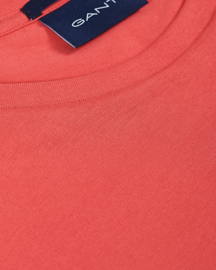 Men | T-Shirts | GANT | The Original Tee Paradise Pink