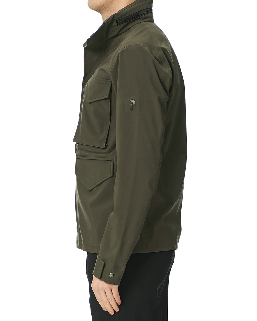 Men | Coats & Jackets | Peak Performance | Softshell Field Jacket Black Olive