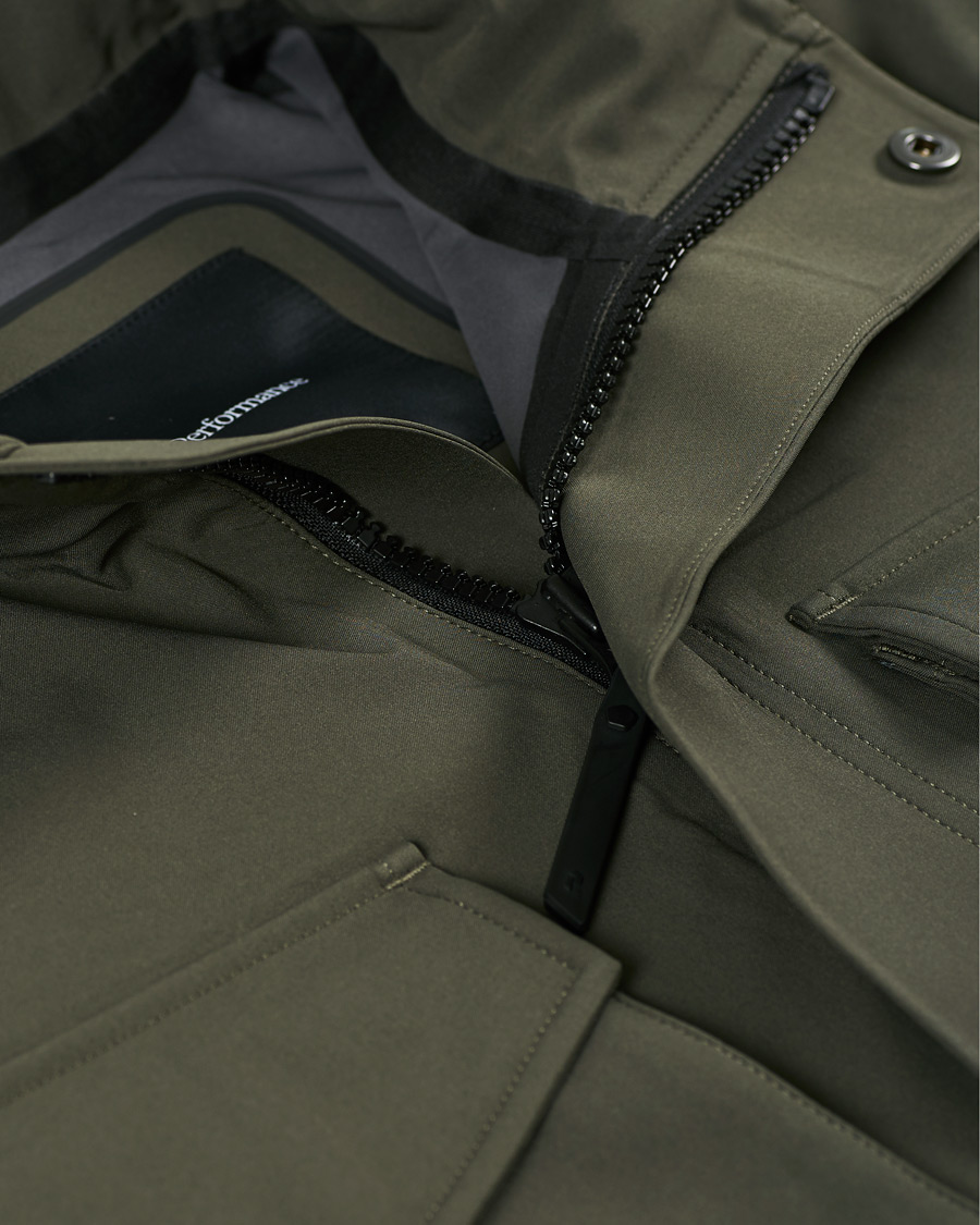 Men | Coats & Jackets | Peak Performance | Softshell Field Jacket Black Olive