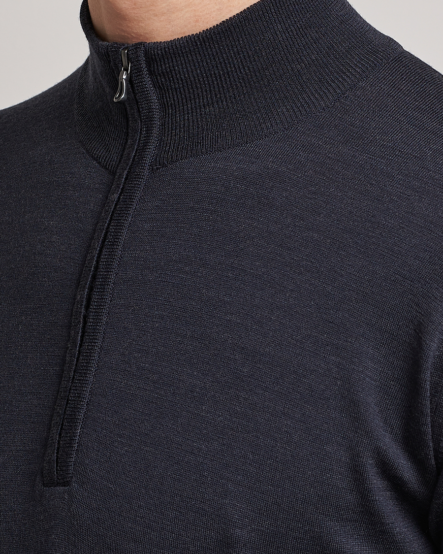 Men | Sweaters & Knitwear | John Smedley | Barrow Extra Fine Merino Half Zip Hepburn Smoke