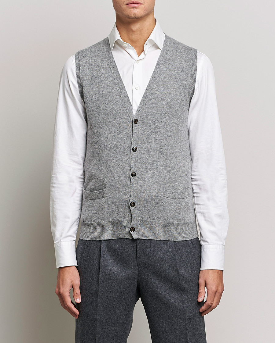 Men | Sweaters & Knitwear | Piacenza Cashmere | Cashmere Sleeveless Cardigan Light Grey