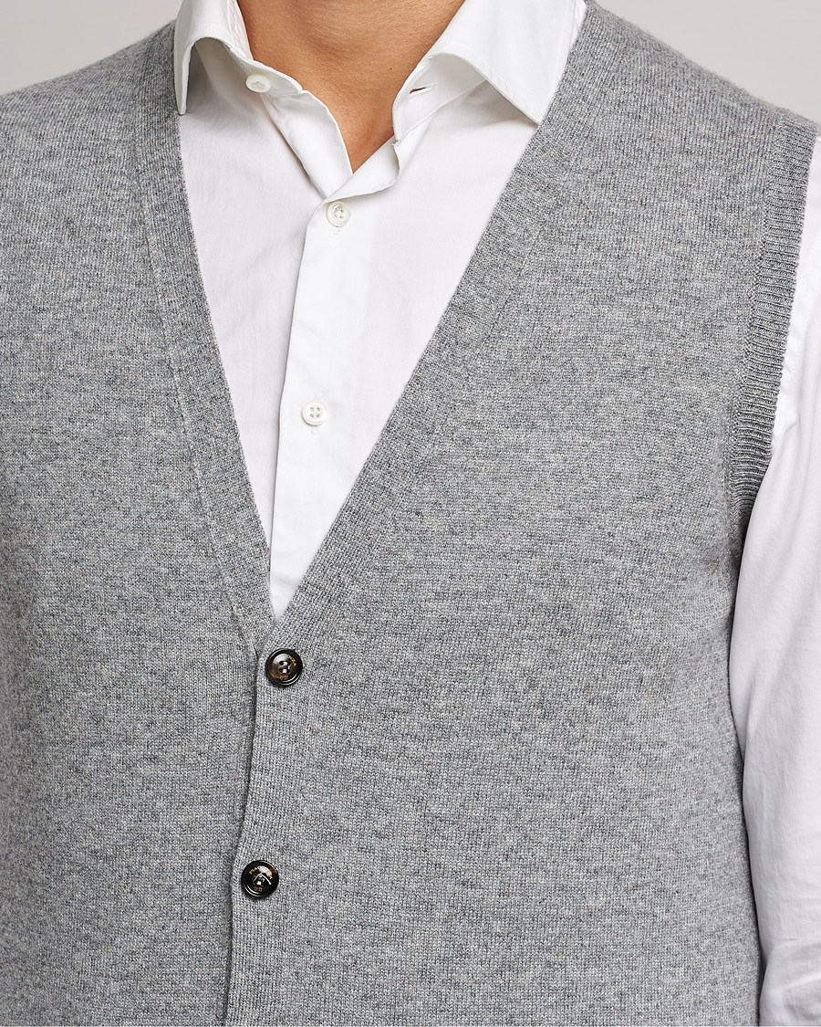Men | Sweaters & Knitwear | Piacenza Cashmere | Cashmere Sleeveless Cardigan Light Grey