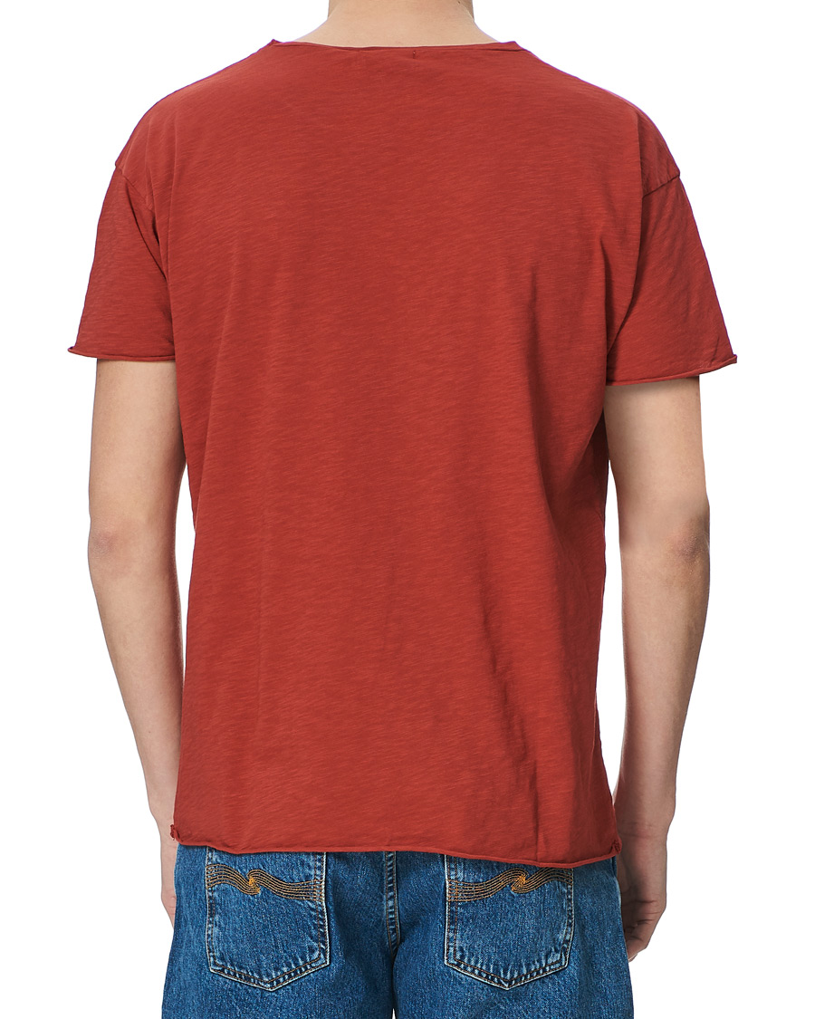 Men | T-Shirts | Nudie Jeans | Roger Slub Crew Neck Tee Poppy Red