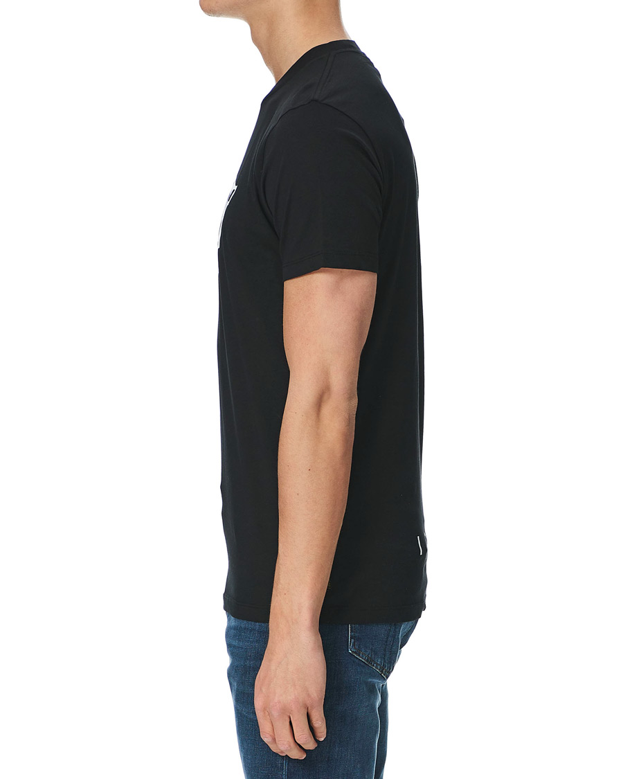 Men | T-Shirts | Tiger of Sweden | Fleek Printed Crew Neck Tee Black