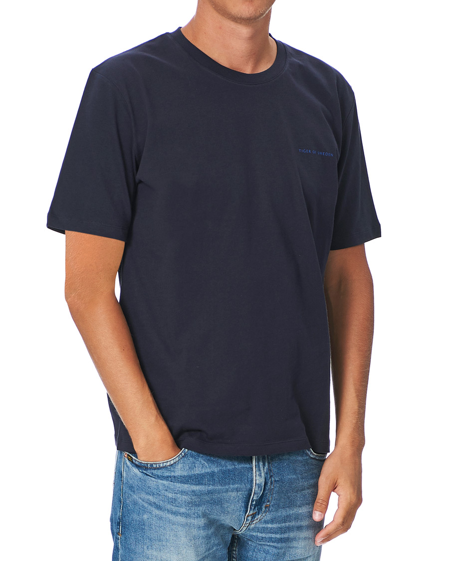 Men | T-Shirts | Tiger of Sweden | Pro Cotton Logo Tee Light Ink