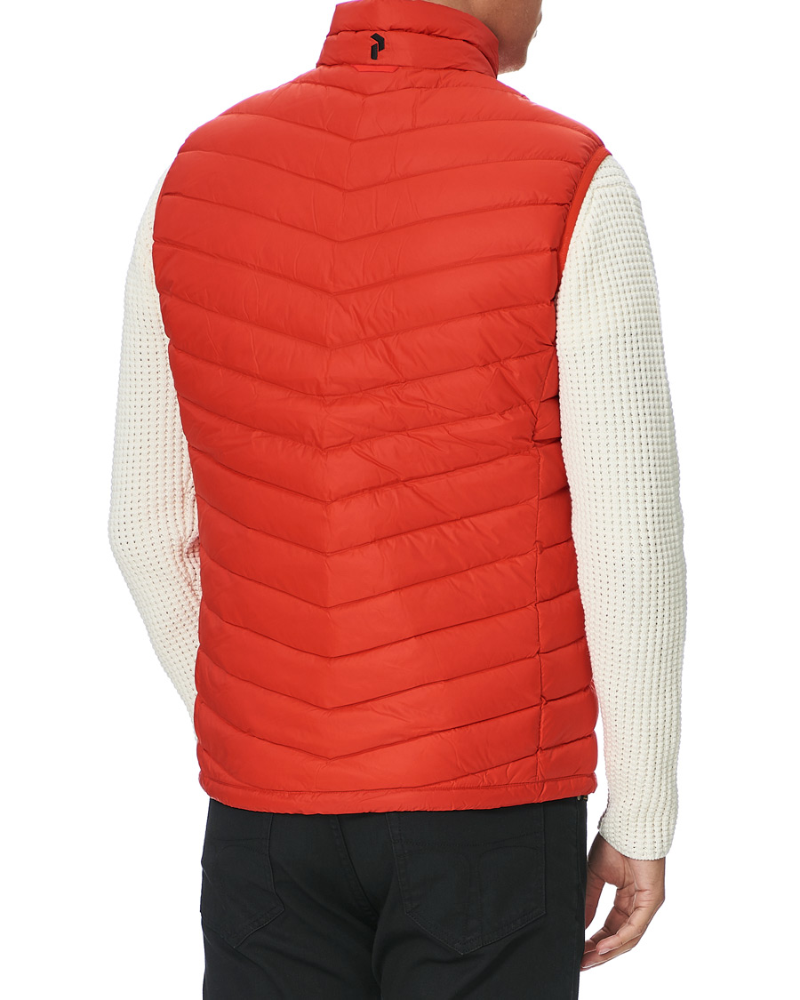Men | Coats & Jackets | Peak Performance | Frost Down Vest Racing Red
