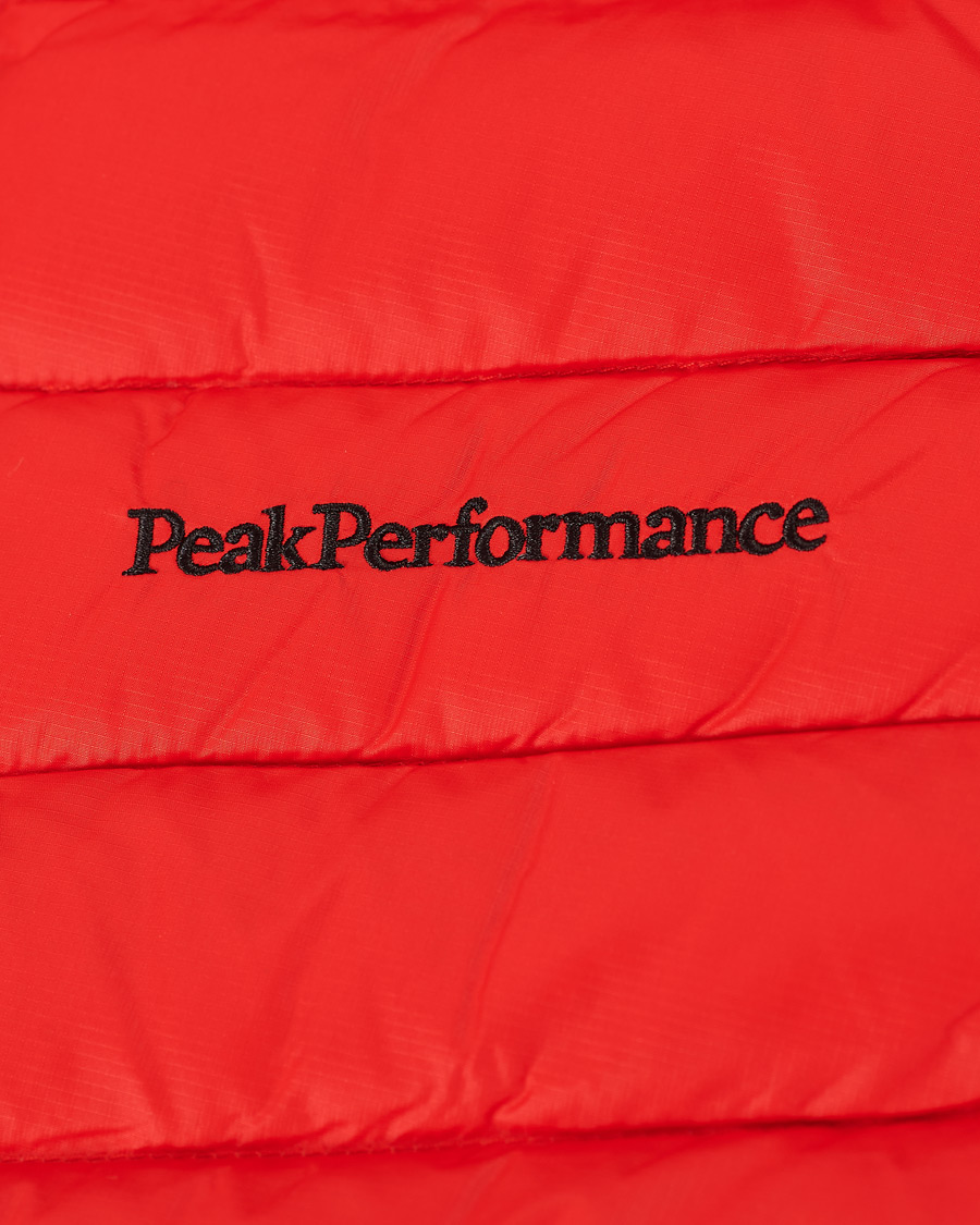 Men | Coats & Jackets | Peak Performance | Frost Down Vest Racing Red