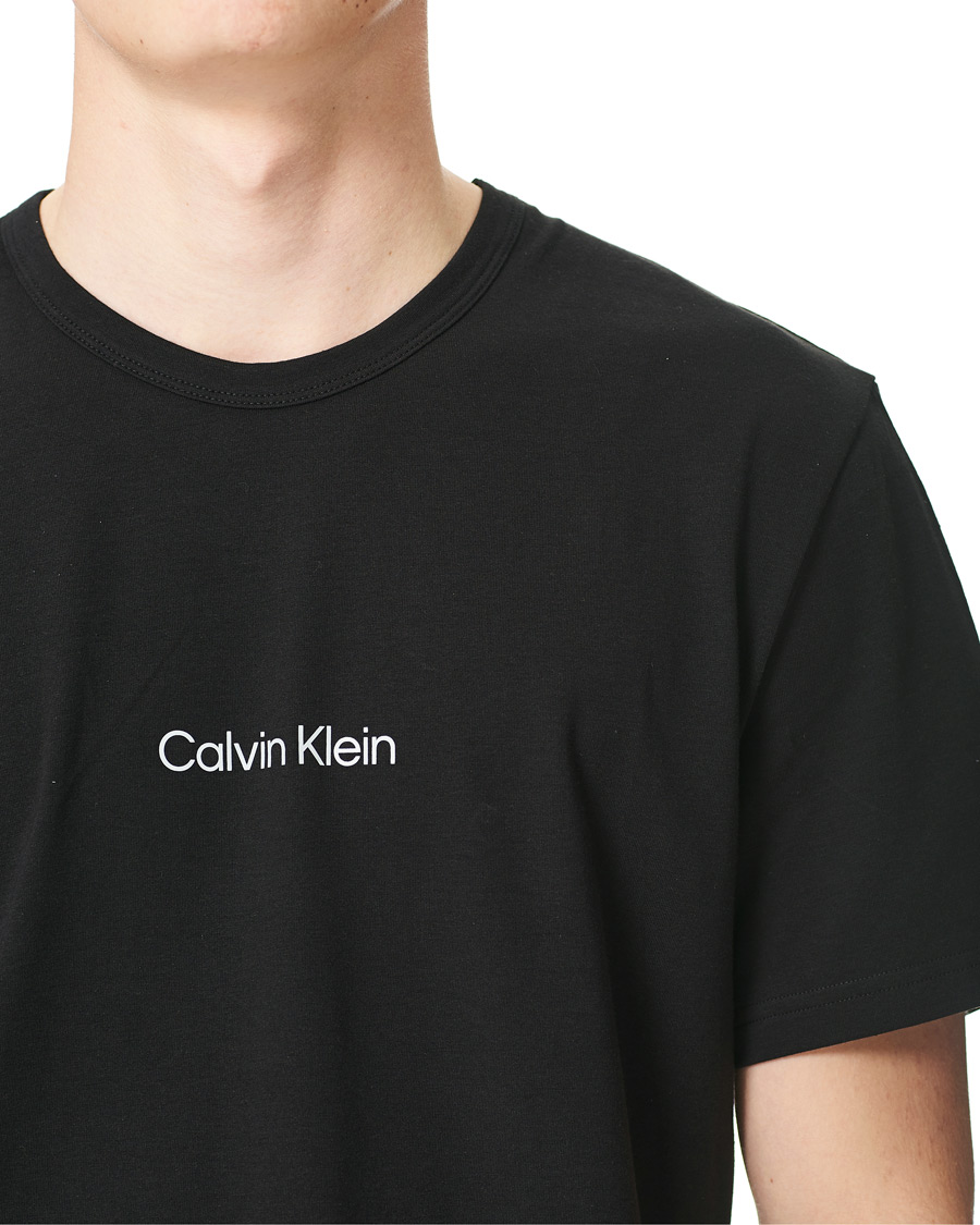 Men | T-Shirts | Calvin Klein | Center Logo Crew Neck Tee Black