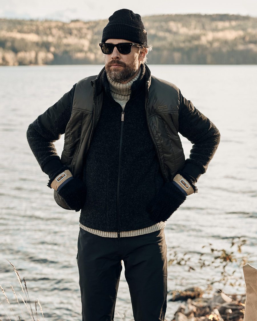 Men | Coats & Jackets | Filson | Ultralight Vest Green