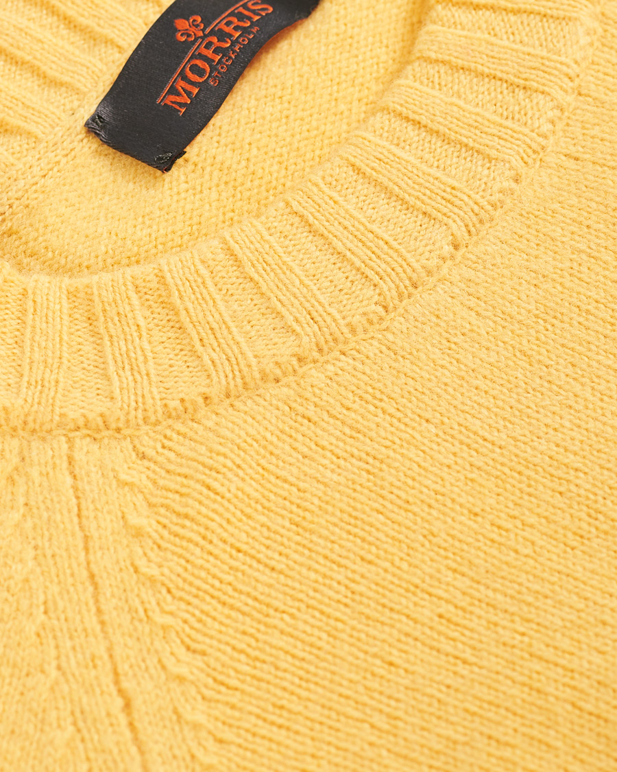 Men | Sweaters & Knitwear | Morris | Lambswool Knitted Crew Neck Yellow
