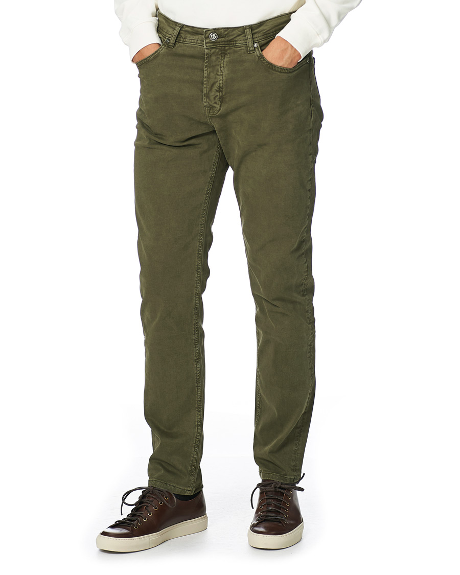 Men | Trousers | Morris | James Brushed Chinos Olive