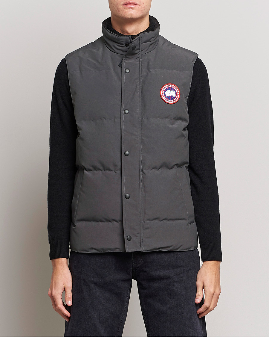 Men | Coats & Jackets | Canada Goose | Garson Vest Graphite