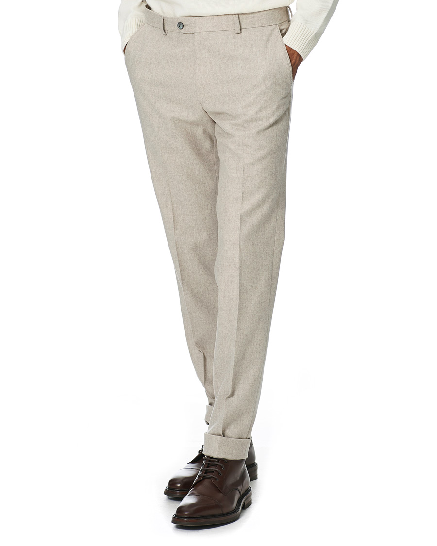 Men | Trousers | Oscar Jacobson | Denz Turn Up Flannel Trousers Beige