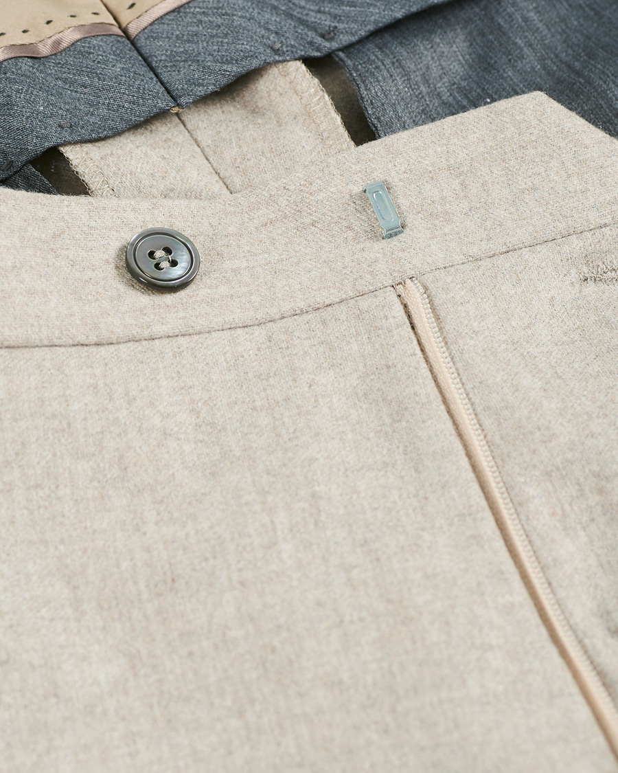 Men | Trousers | Oscar Jacobson | Denz Turn Up Flannel Trousers Beige