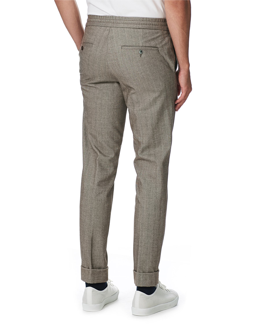 Men | Trousers | Oscar Jacobson | Nolan Drawstring Herringbone Trousers Light Brown