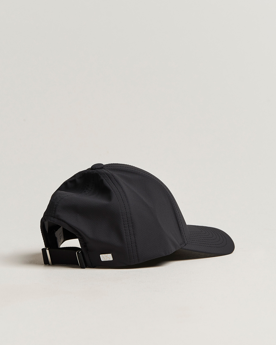 Men | Hats & Caps | Varsity Headwear | Active Tech Cap Black