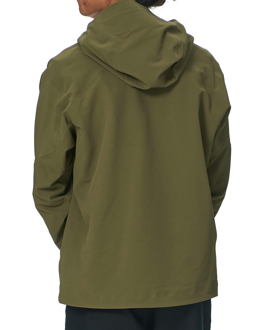 Men | Coats & Jackets | Arc'teryx Veilance | Isogon MX Hooded Jacket Olive