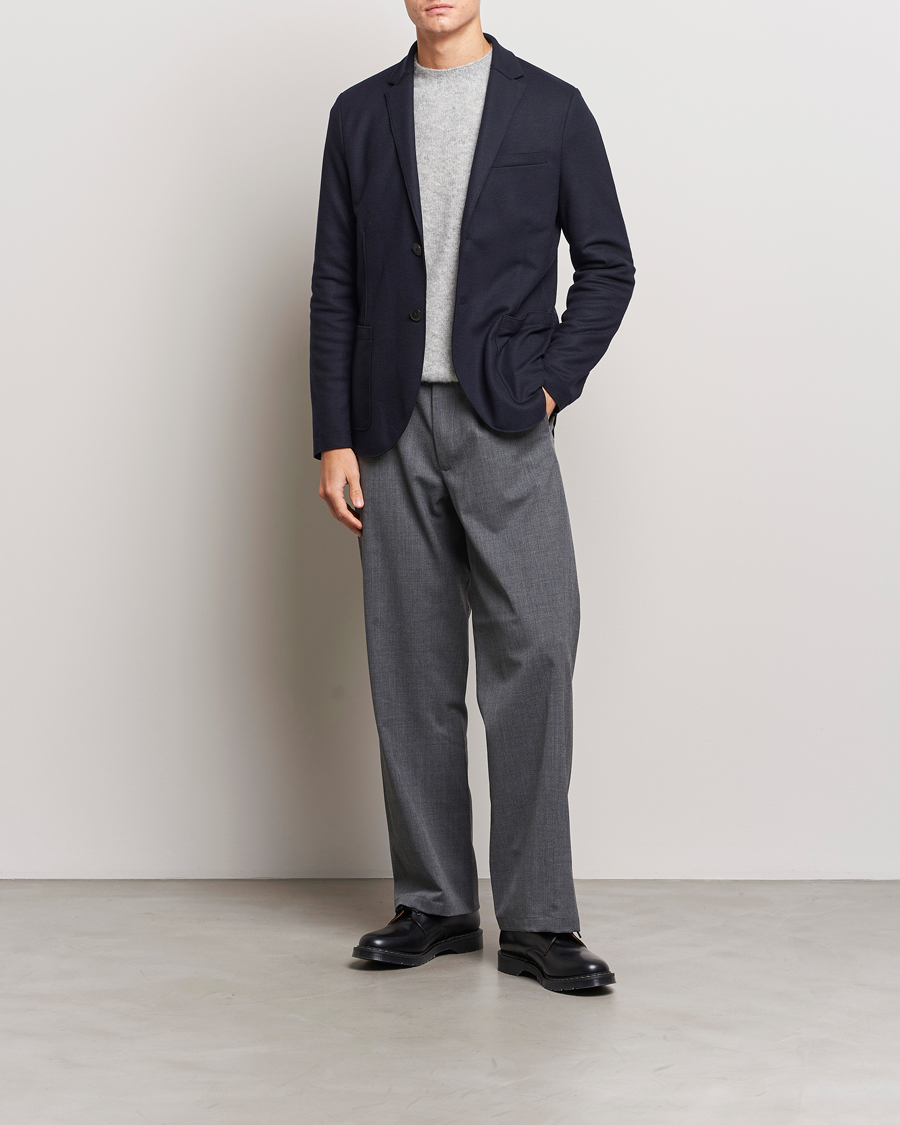 Men | Blazers | Harris Wharf London | Two Button Vented Superfine Merino Blazer Navy
