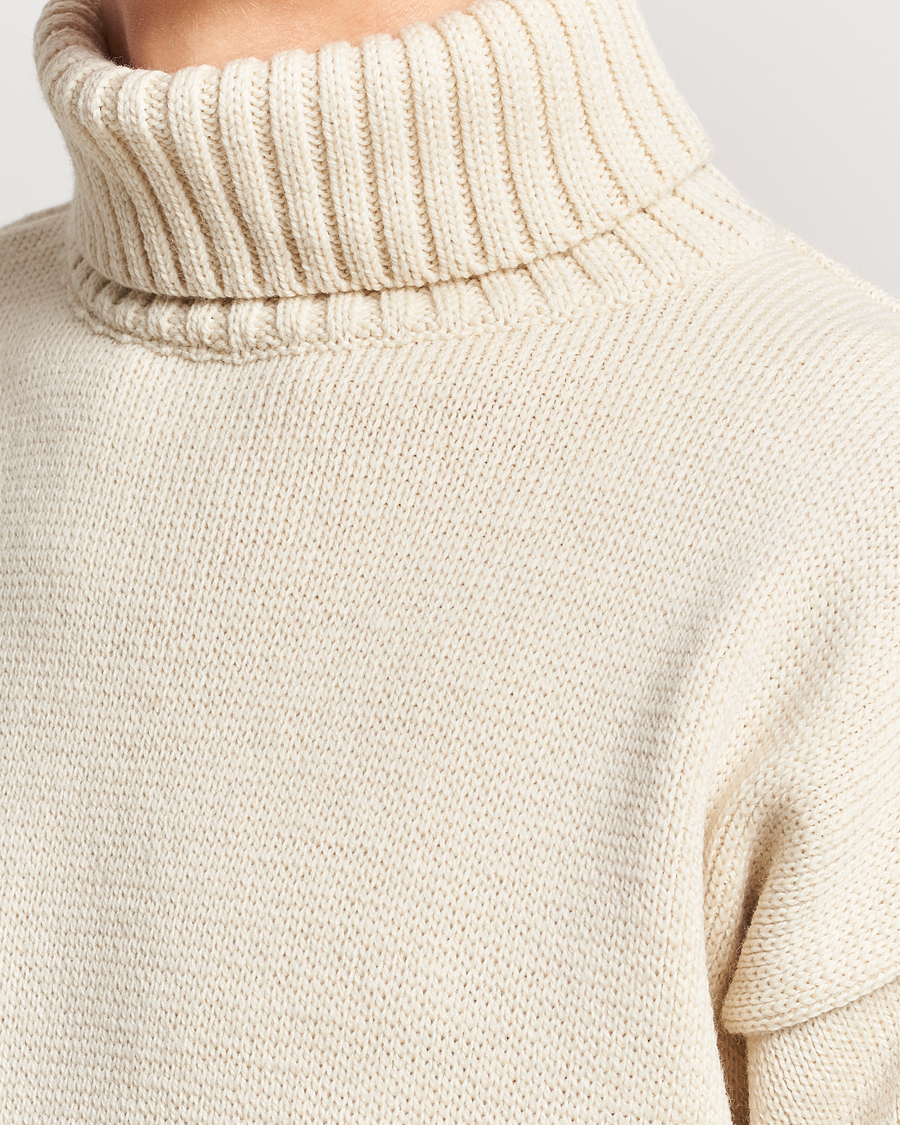 Men | Sweaters & Knitwear | Gloverall | Submariner Chunky Wool Rollneck Ecru