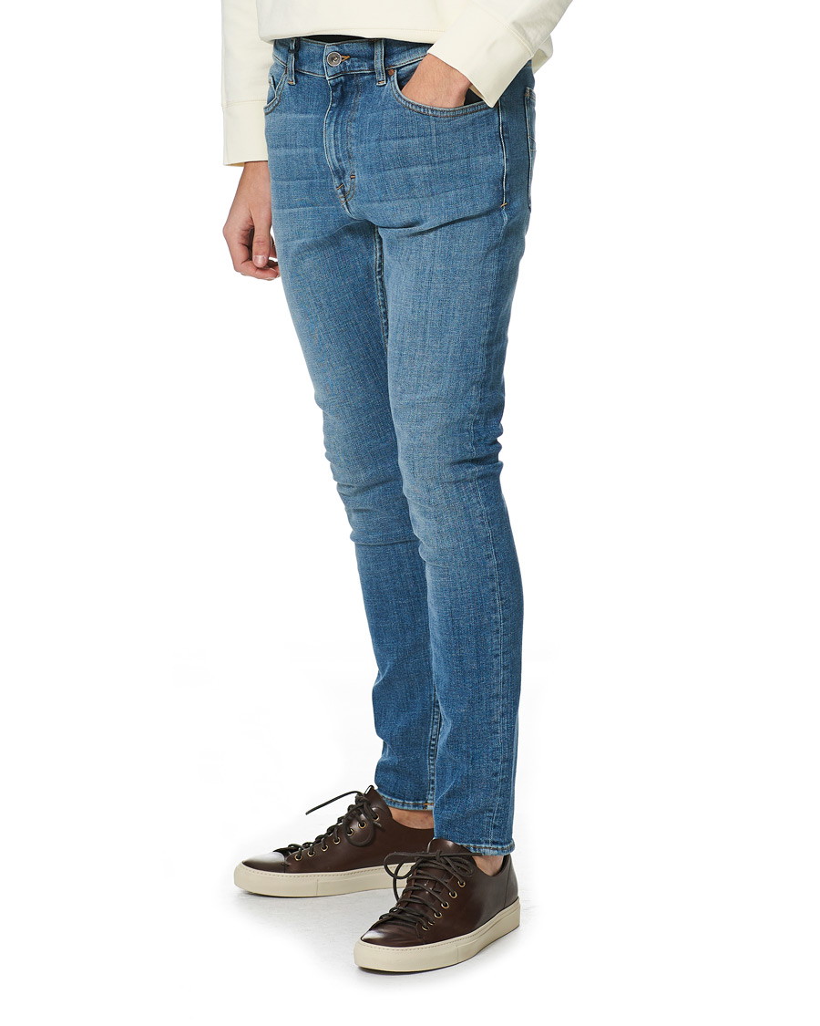 Men | Jeans | Tiger of Sweden | Evolve Cotton Jeans Medium Blue