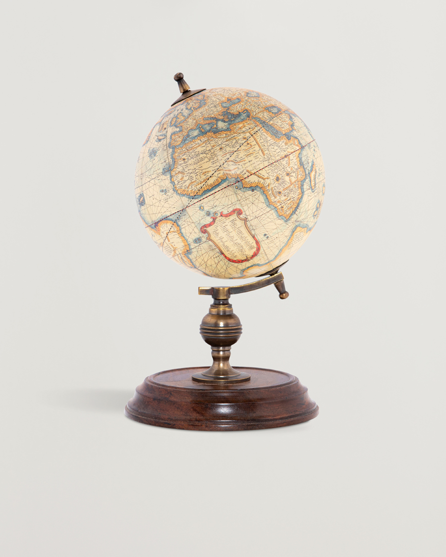 Men | Decoration | Authentic Models | Student Globe