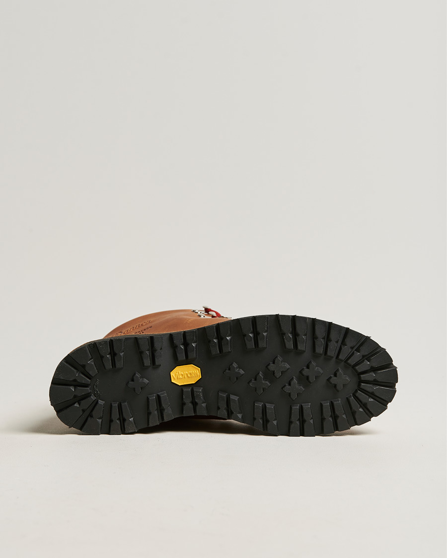 Men | Boots | Danner | Mountain Light GORE-TEX Boot Cascade Clovis