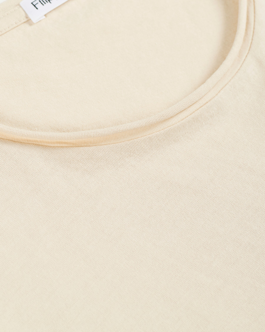 Men | T-Shirts | Filippa K | Roll Neck Tee Soft Beige