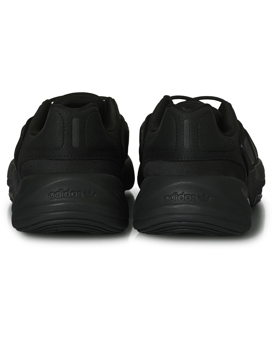 Men | adidas Originals Ozelia Sneaker Black | adidas Originals | Ozelia Sneaker Black