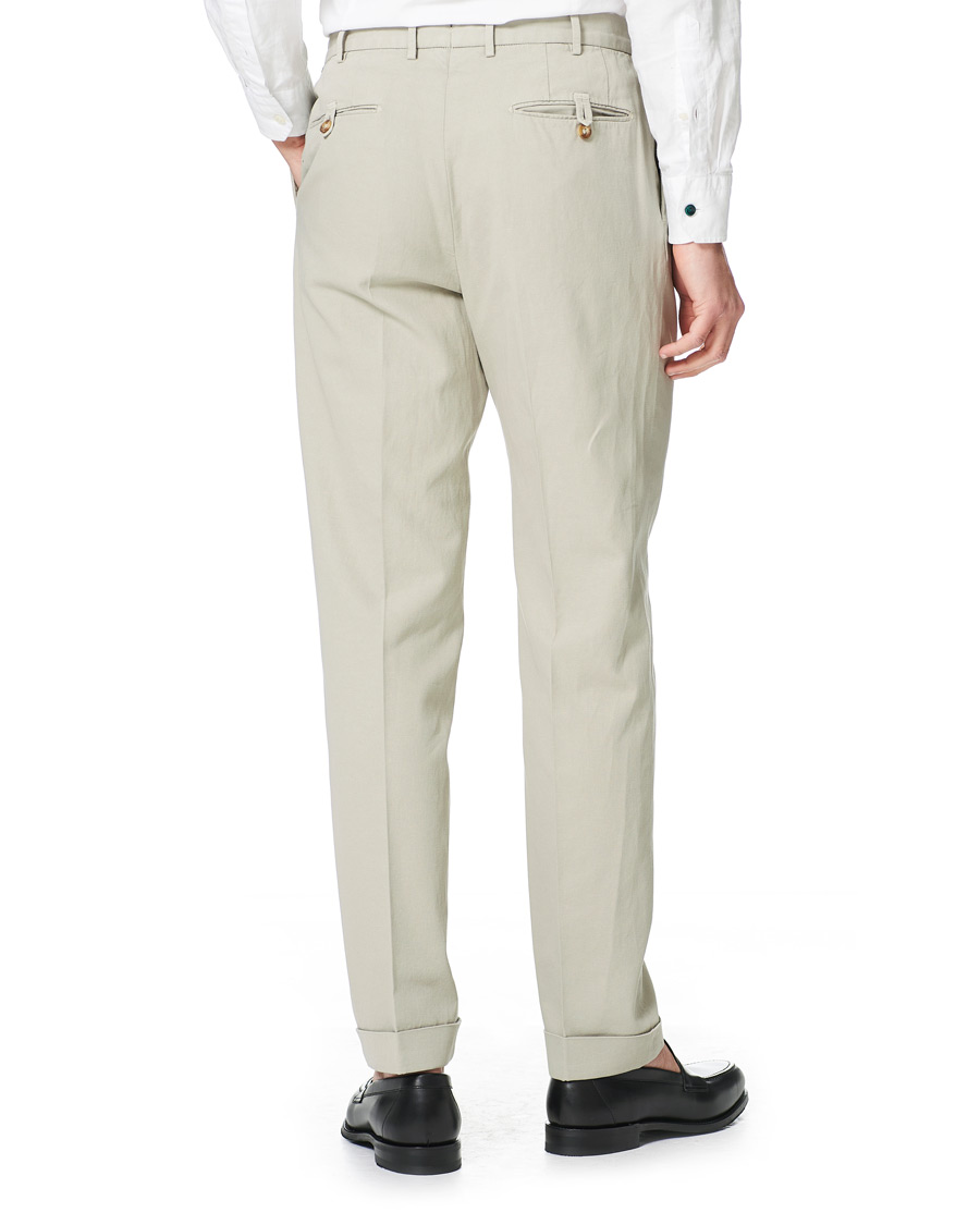 Men | Trousers | Incotex | Carrot Fit Pleated Trousers Beige