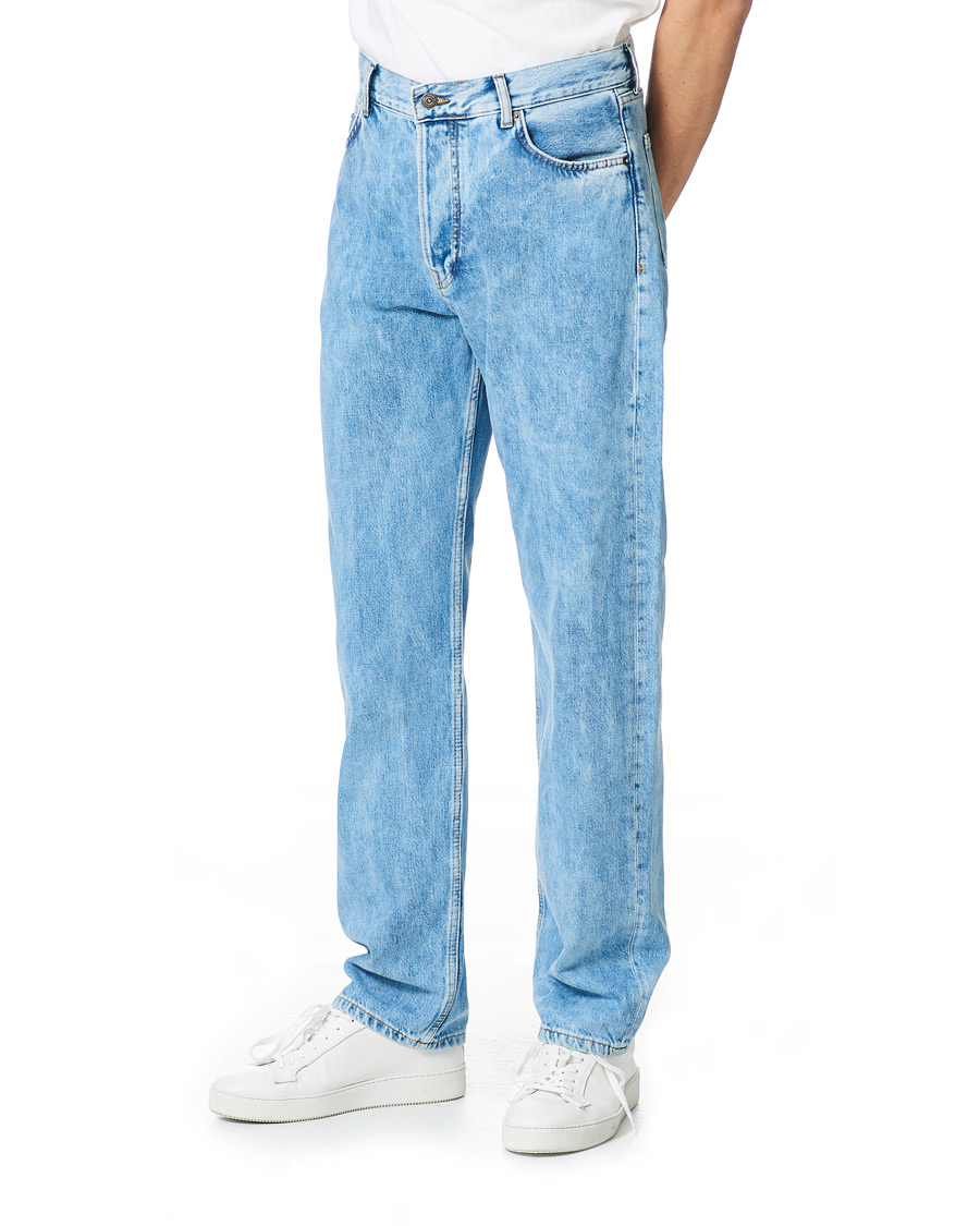 Men | Jeans | J.Lindeberg | Johnny Light Washed Loose Jeans Light Blue