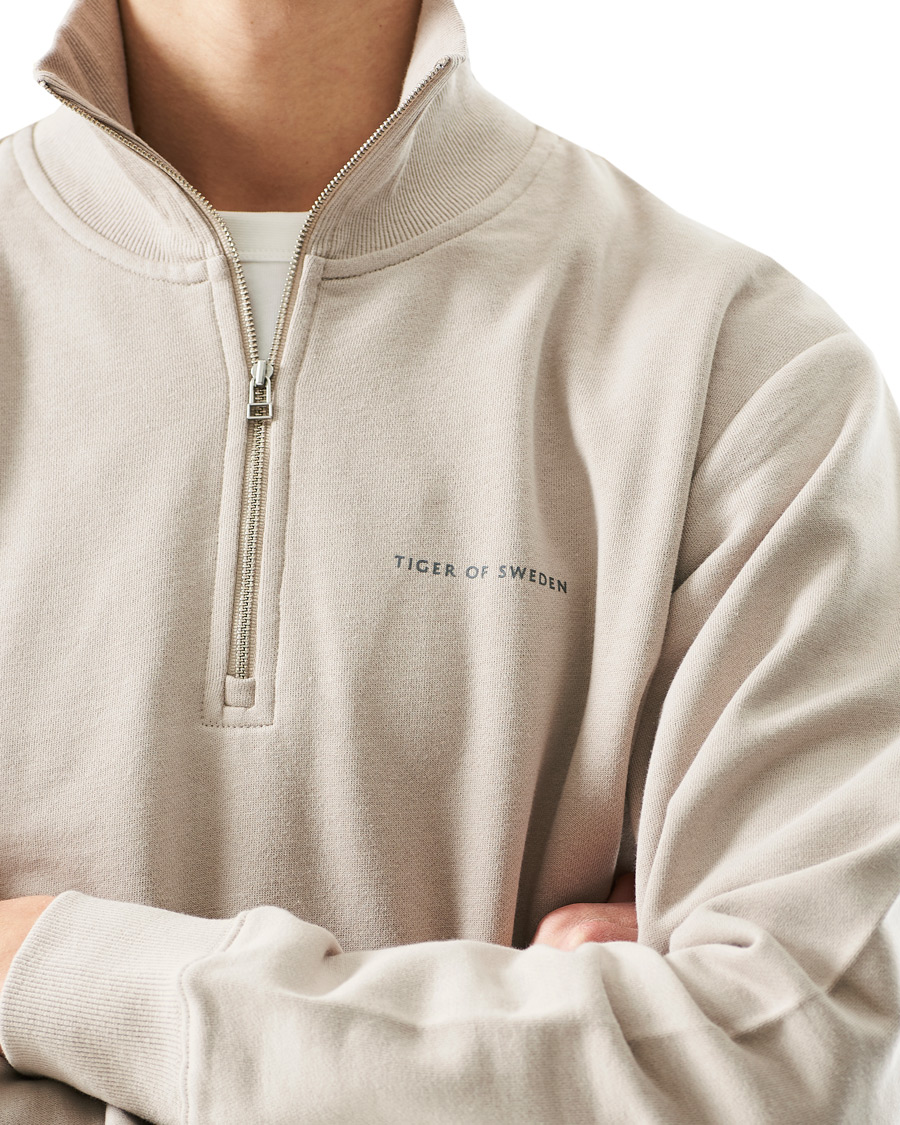 Men | Sweaters & Knitwear | Tiger of Sweden | Marlon Half Zip Sweater Dove Grey