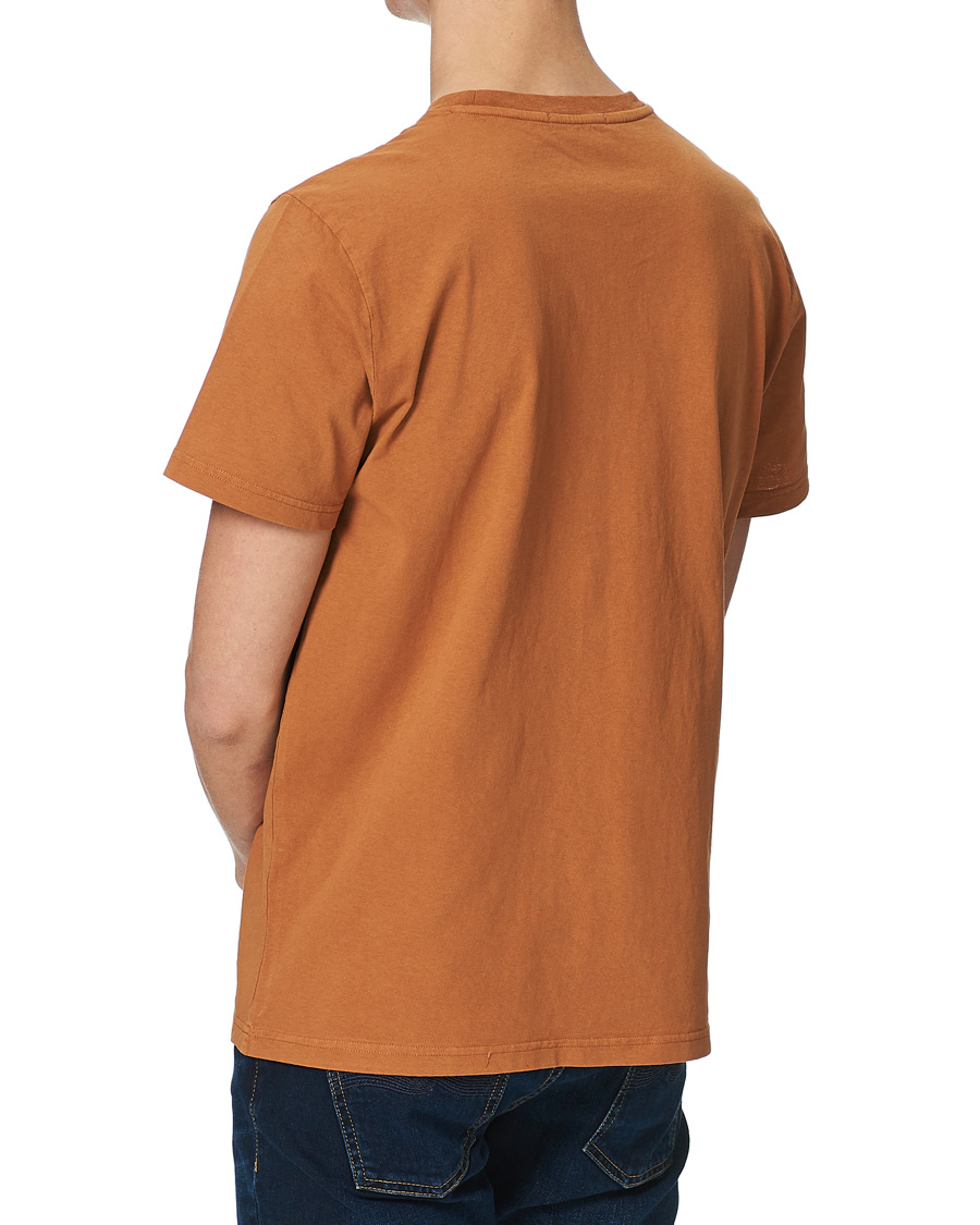 Men | T-Shirts | Nudie Jeans | Roy Drink Crew Neck Tee Burnt Orange