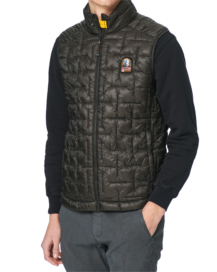 Men | Coats & Jackets | Parajumpers | Sirius Lightweight Vest Black