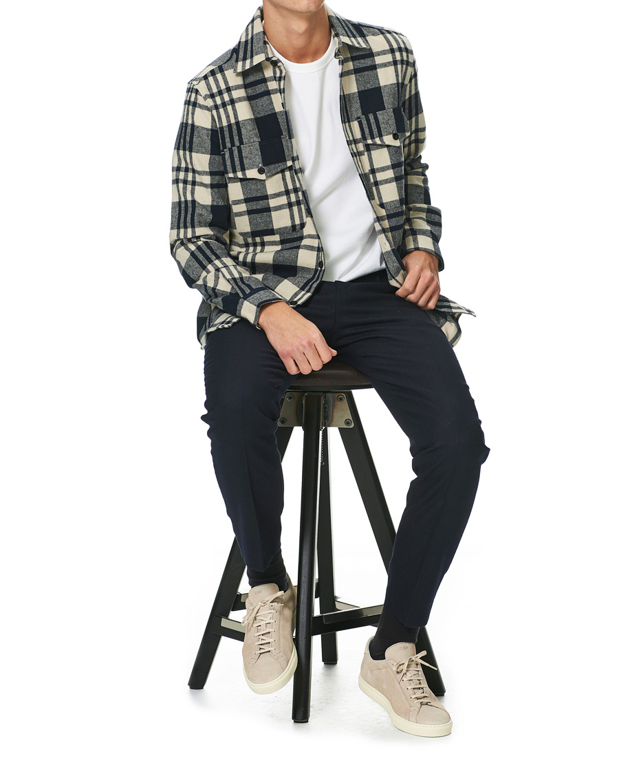Men | Shirts | A Day's March | Cardiff Checked Flannel Shirt Off White/Navy