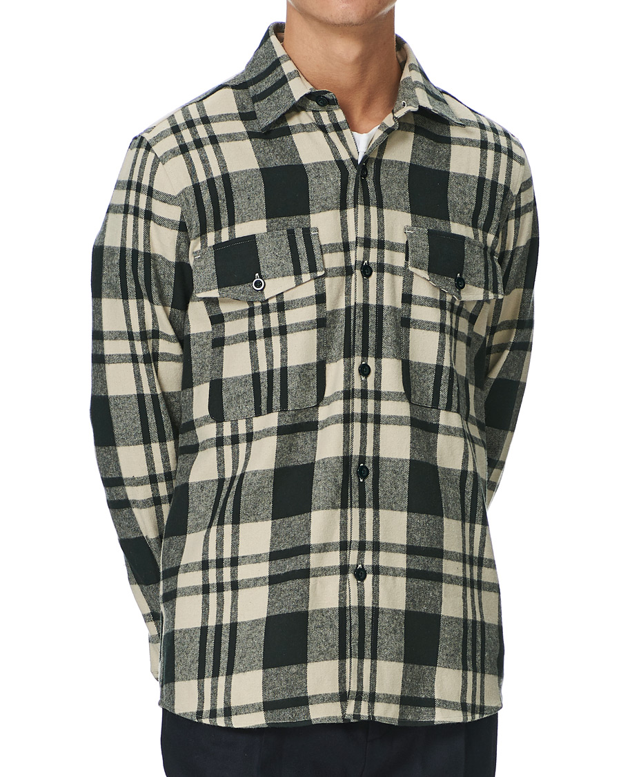 Men | Shirts | A Day's March | Cardiff Checked Flannel Shirt Off White/Seaweed