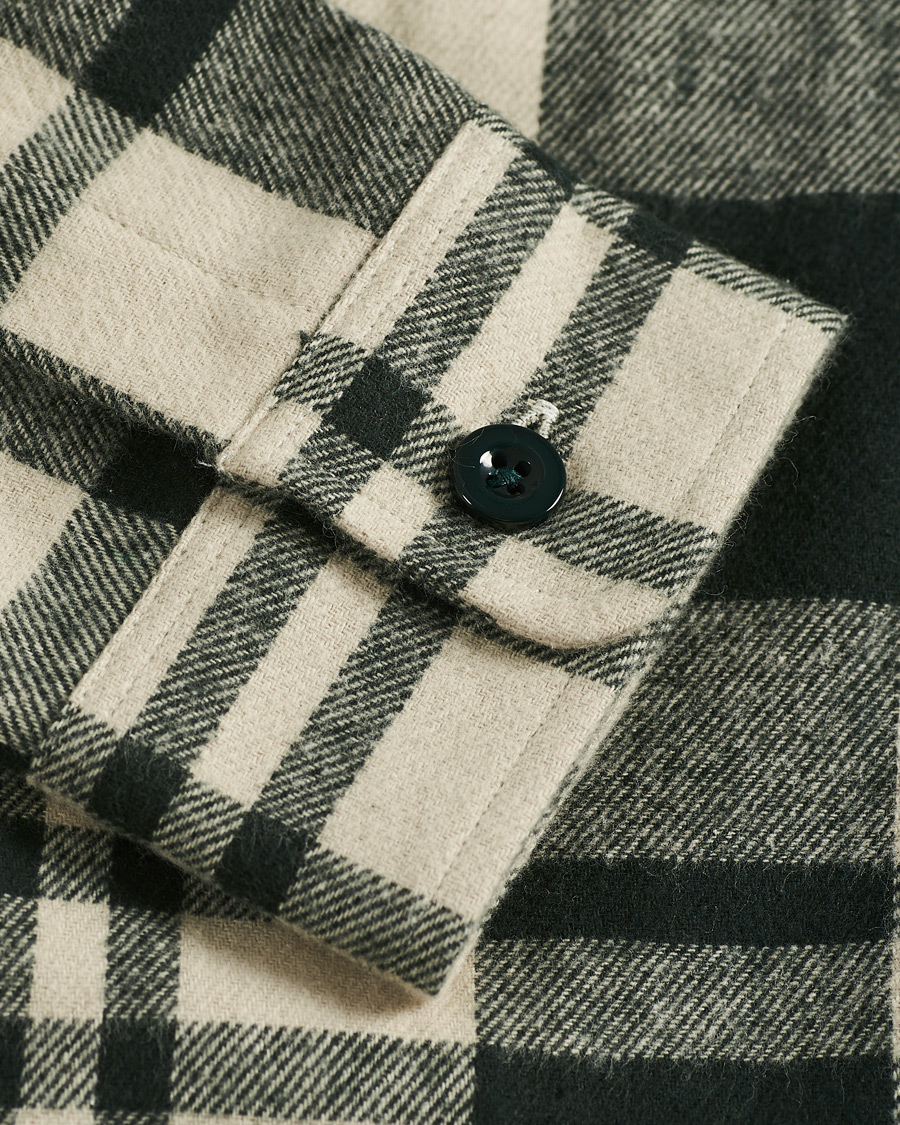 Men | Shirts | A Day's March | Cardiff Checked Flannel Shirt Off White/Seaweed