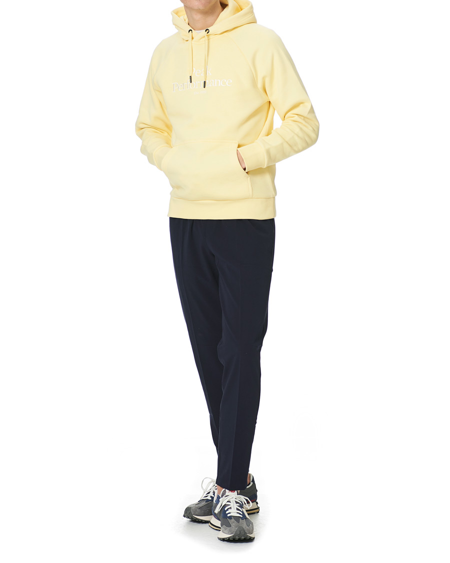 Men | Sweaters & Knitwear | Peak Performance | Original Logo Hoodie Butter