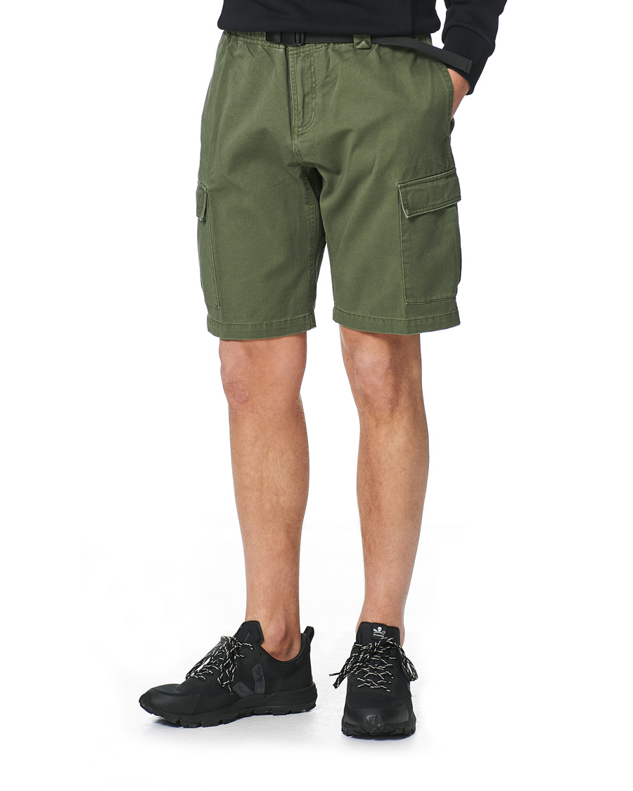 Men | Shorts | Peak Performance | Cotton Cargo Shorts Pine Neddle