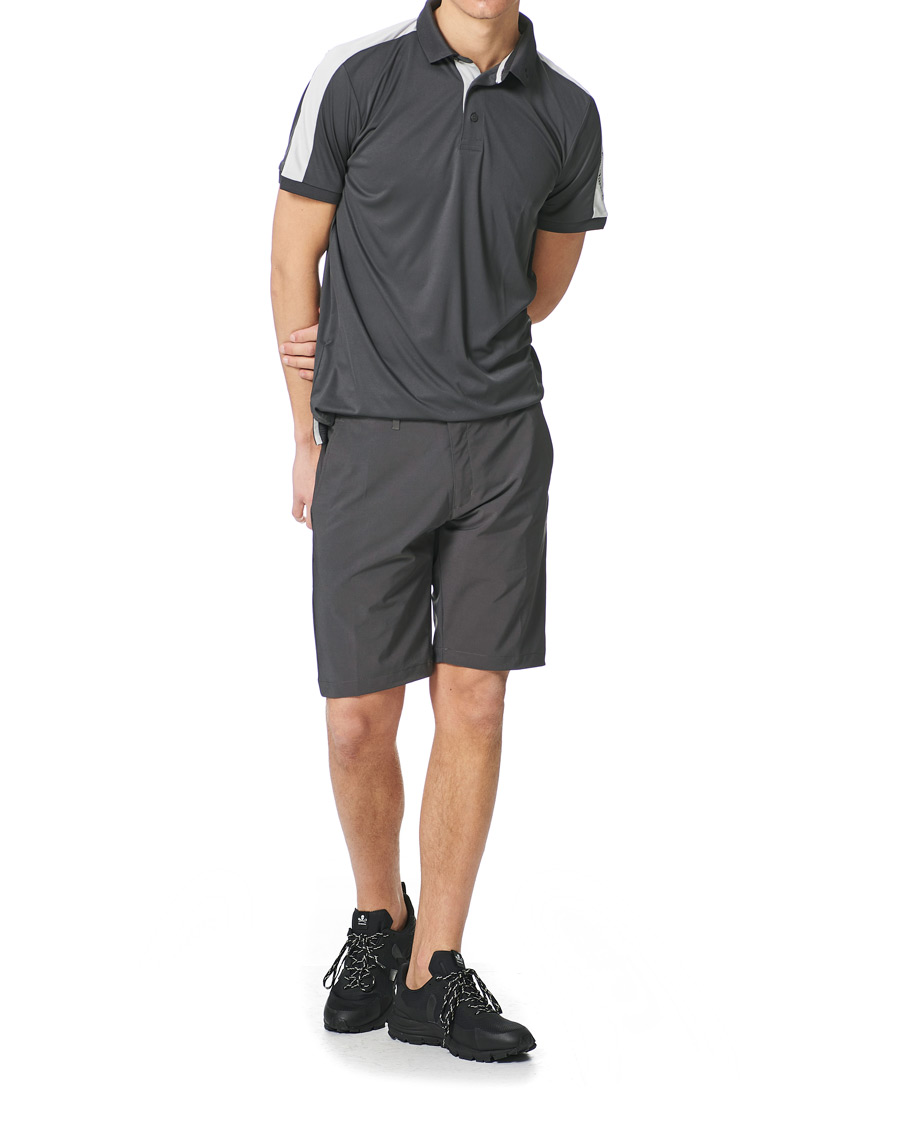 Men | Shorts | Peak Performance | Flier Shorts Motion Grey