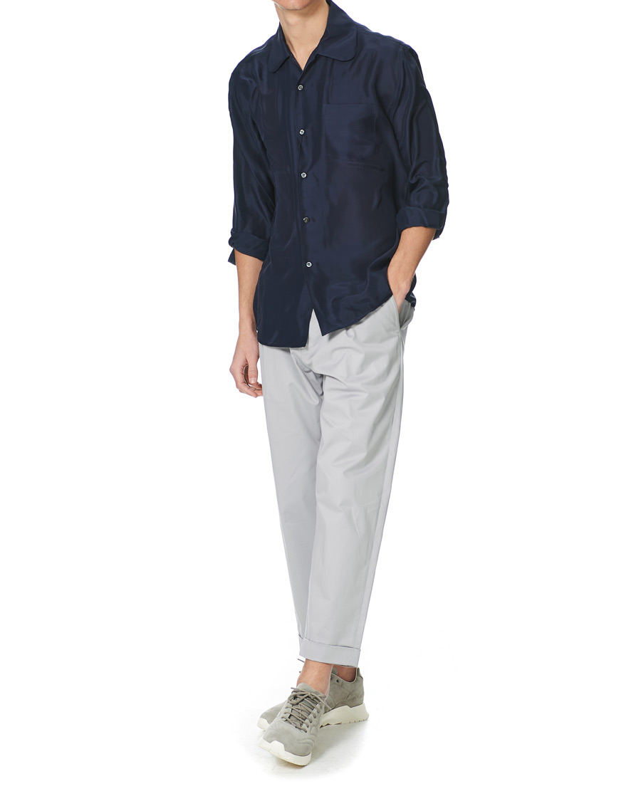 Men | Shirts | Giorgio Armani | Loose Fit Silk Shirt Navy
