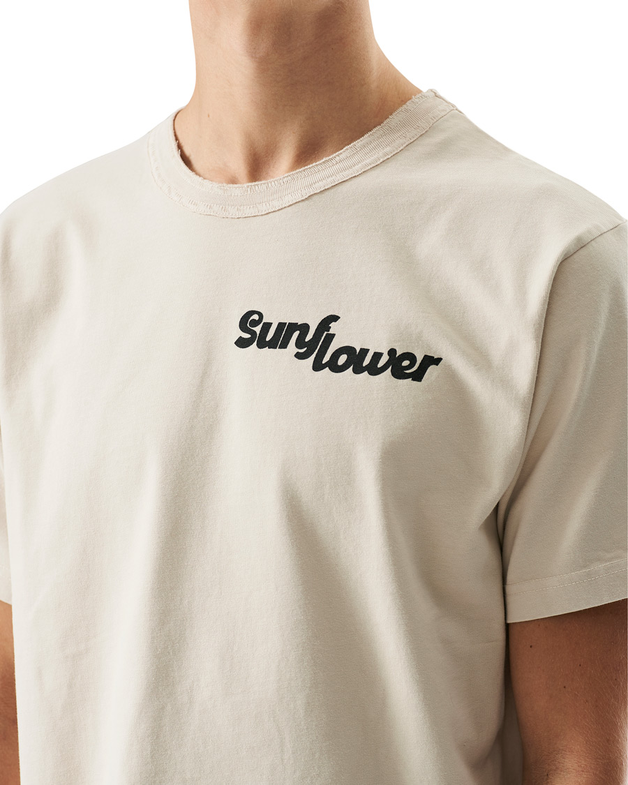 Men | T-Shirts | Sunflower | Master Tee Light Grey