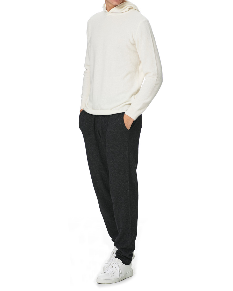Men | Trousers | Oscar Jacobson | Parson Wool/Cashmere Sweatpants Charcoal