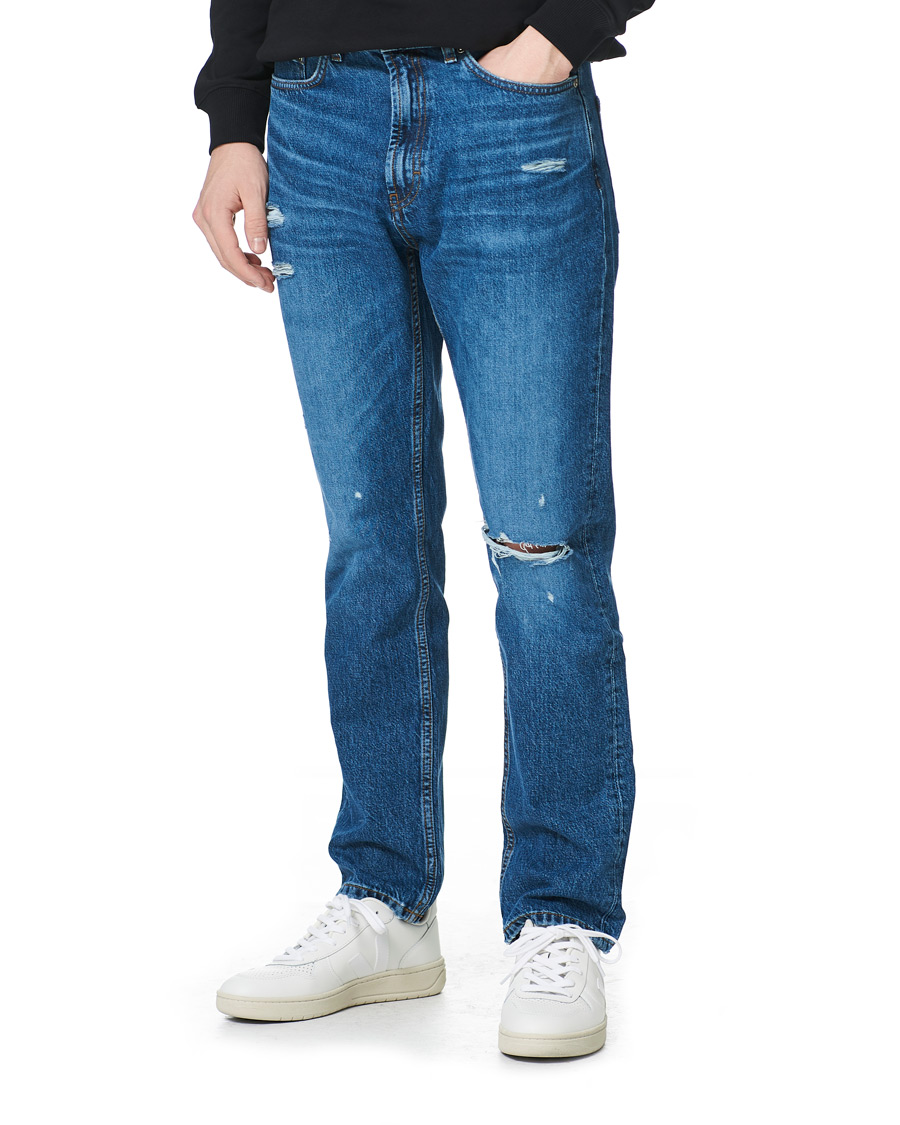 Men | Jeans | HUGO | 677 Regular Fit Distressed Jeans Medium Blue