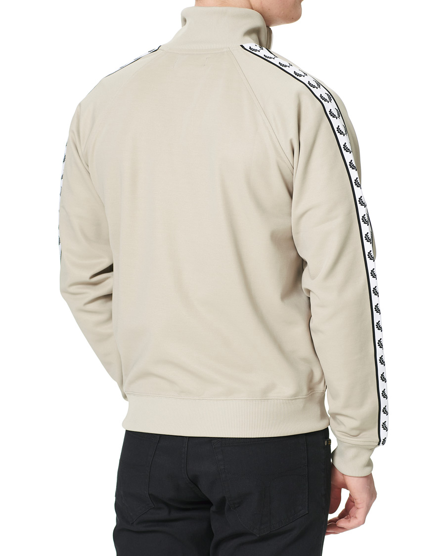 Men | Sweaters & Knitwear | Fred Perry | Taped Track Jacket Light Oyster