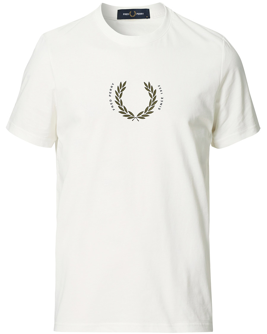Men | T-Shirts | Fred Perry | Laurel Wreath Tee Snow White