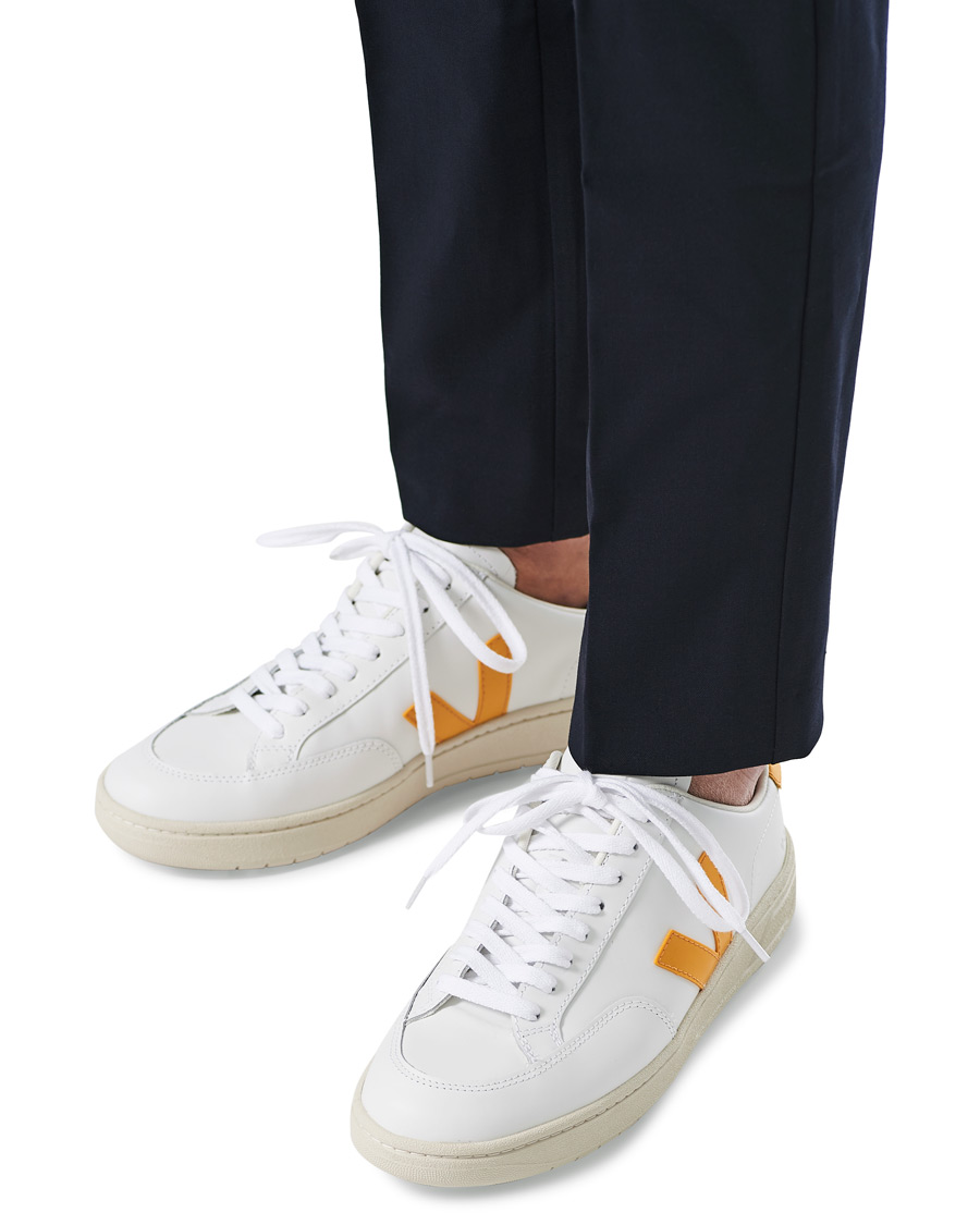 Men | Veja V-12 Leather Sneaker Extra White/Ouro | Veja | V-12 Leather Sneaker Extra White/Ouro